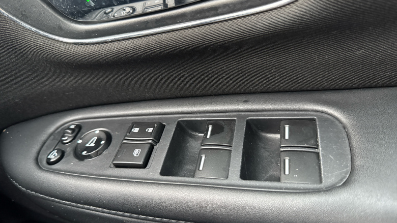 Honda HR-V 1.5 i-VTEC SE Navi 5dr Petrol Hatchback